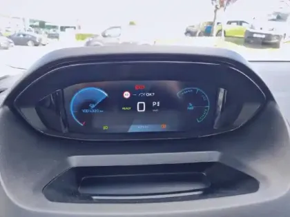 Photo 9 Peugeot Partner E- FOURGON M 800 KG 136 CH BATTERIE 54 KWH