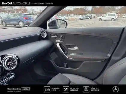 Photo 46 Mercedes CLA  Shooting Brake 200 d 8G-DCT