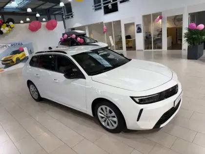 Photo 2 Opel Astra  Sports Tourer 1.5 Diesel 130 ch BVA8