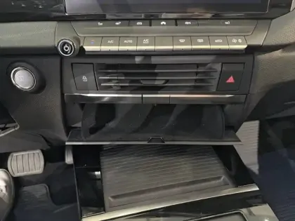 Photo 51 Opel Astra  Sports Tourer 1.5 Diesel 130 ch BVA8