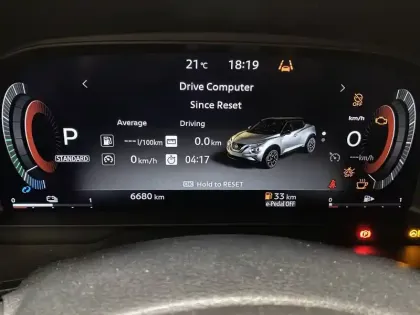 Photo 39 Nissan Juke  HYBRID 143