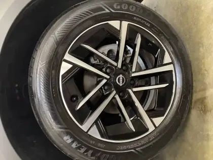 Photo 24 Nissan Juke  HYBRID 143