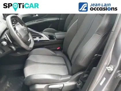 Photo 52 Peugeot 3008  Hybrid 136 e-DCS6