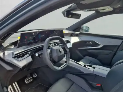 Photo 27 Peugeot 3008  Electrique 73 kWh 210 ch