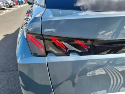 Photo 36 Peugeot 3008  Electrique 73 kWh 210 ch