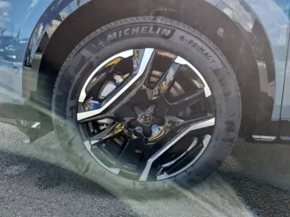 Photo 32 Peugeot 3008  Electrique 73 kWh 210 ch