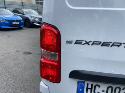 Photo 36 Peugeot Expert E- FGN M ELECTRIQUE 100KWH 136CH BATTERIE 75 KWH