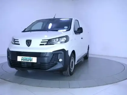 Photo 40 Peugeot Expert E- FGN M ELECTRIQUE 100KWH 136CH BATTERIE 75 KWH