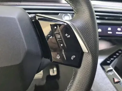 Photo 54 Peugeot 3008  Hybrid 136 e-DCS6