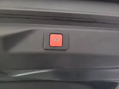 Photo 50 Peugeot 3008  Hybrid 136 e-DCS6