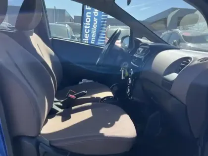 Photo 10 Citroën C-Zéro  Confort