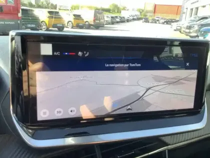 Photo 19 Peugeot 208  Hybrid 100 e-DCS6