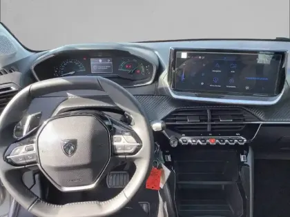 Photo 33 Peugeot 208  Hybrid 100 e-DCS6