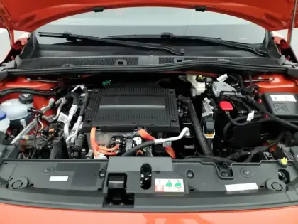 Photo 6 Opel Corsa  Electrique 136 ch & Batterie 50 kw/h Elegance