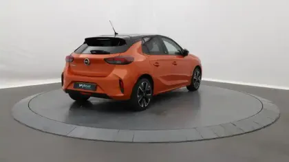 Photo 1 Opel Corsa  Electrique 136 ch & Batterie 50 kw/h Elegance