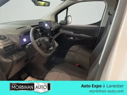 Photo 104 Fiat Doblo -E CARGO FOURGON M 800 KG ELECTRIQUE 100 KW