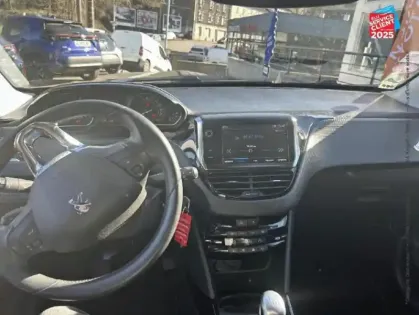 Photo 7 Peugeot 2008  1.2 PURETECH 130CH E6.C SIGNATURE S/S