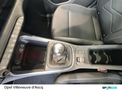 Photo 16 Jeep Avenger  1.2 Turbo T3 100ch Summit