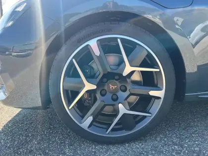 Photo 40 Cupra Leon  Sportstourer eHybrid 272 ch DSG6