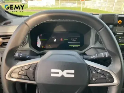 Photo 13 Dacia Bigster  TCe 140