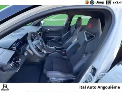 Photo 8 Alfa Romeo Junior  Elettrica 280ch Veloce Bonus éco 2000?