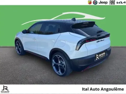 Photo 6 Alfa Romeo Junior  Elettrica 280ch Veloce Bonus éco 2000?