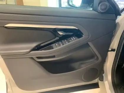 Photo 11 Land rover Range Rover Evoque Gén. II (L551) Ph1 Mk III R-Dynamic S 5