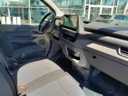 Photo 12 Volkswagen Transporter  Fg Van L1 2.0 TDI 170ch Business 4Motion BVA8