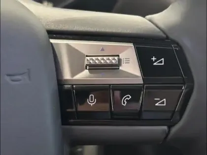 Photo 13 DS DS 3  E-Tense 156ch Antoine de Saint Exupéry