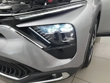 Photo 38 Citroën C5  X PureTech 130 S&S EAT8