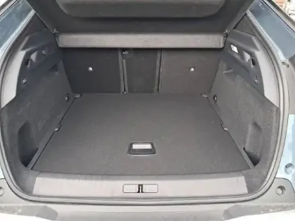 Photo 38 Peugeot 3008  Electrique 73 kWh 210 ch