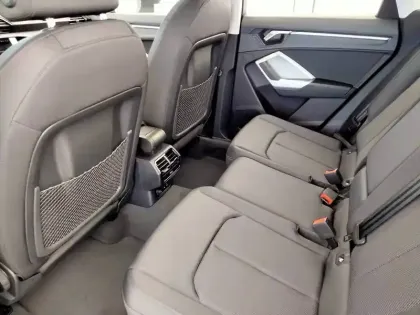 Photo 16 Audi Q3  35 TFSI 150 ch S tronic 7