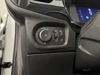 Photo 29 Opel Corsa  Electrique 136 ch & Batterie 50 kWh