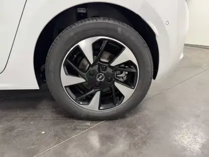 Photo 36 Opel Corsa  Electrique 136 ch & Batterie 50 kWh