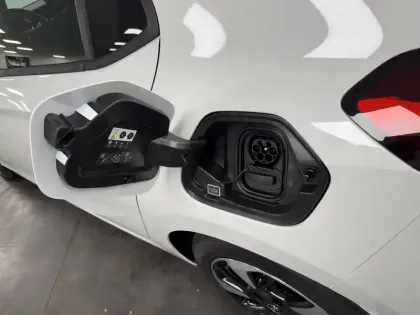 Photo 34 Opel Corsa  Electrique 136 ch & Batterie 50 kWh