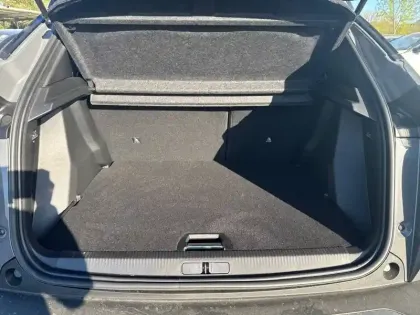 Photo 5 Peugeot 2008  Hybrid 145 e-DCS6