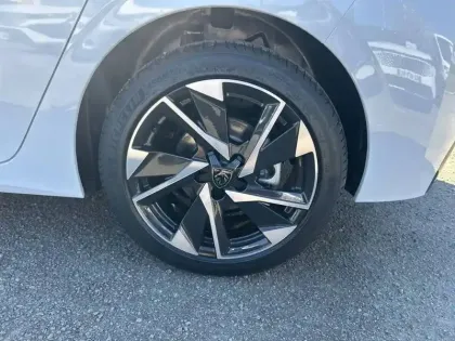 Photo 12 Peugeot 308  BlueHDi 130ch S&S EAT8