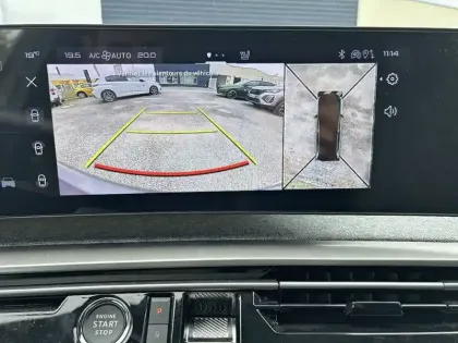 Photo 14 Peugeot 5008  Hybrid 136 e-DCS6