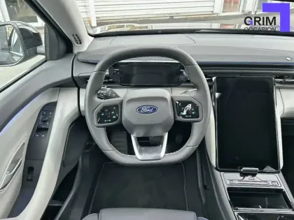 Photo 51 Ford Explorer  RWD Extended Range 77 kWh 286 ch