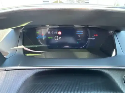 Photo 9 Peugeot 208  Electrique 51 kWh 156ch