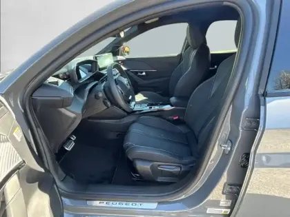 Photo 10 Peugeot 208  Electrique 51 kWh 156ch