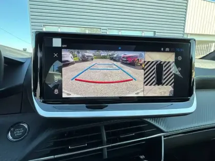 Photo 18 Peugeot 208  Electrique 51 kWh 156ch