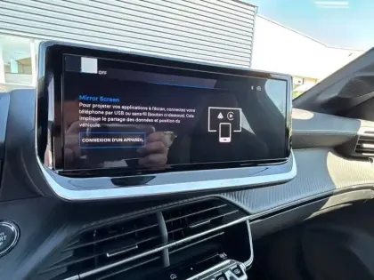 Photo 20 Peugeot 208  Electrique 51 kWh 156ch