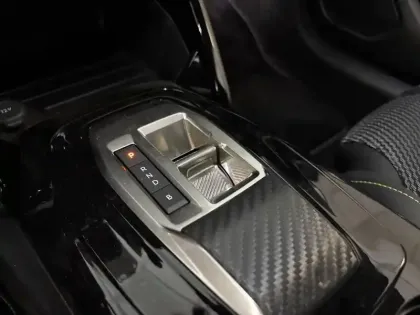 Photo 15 Peugeot 208  Electrique 50 kWh 136ch