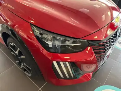 Photo 19 Peugeot 208  Electrique 50 kWh 136ch