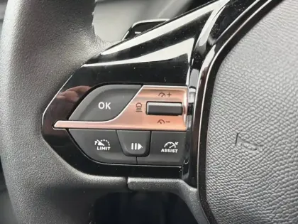 Photo 18 Peugeot 308  BlueHDi 130ch S&S EAT8