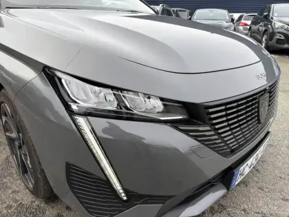 Photo 15 Peugeot 308  BlueHDi 130ch S&S EAT8