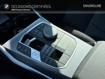 Photo 14 BMW Serie 3 Série 3 320dA xDrive 190ch M Sport