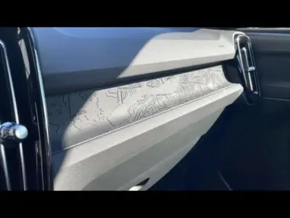 Photo 14 Volvo Ex40  Single Extended Range 252ch Plus