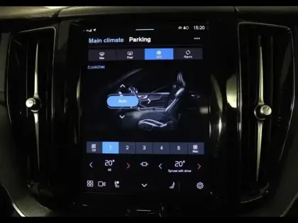 Photo 27 Volvo Xc60  T6 AWD 253 + 145ch Utimate Style Dark Geartronic